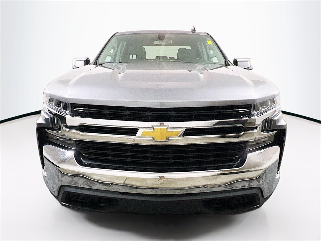 2022 Chevrolet Silverado 1500 photo 2