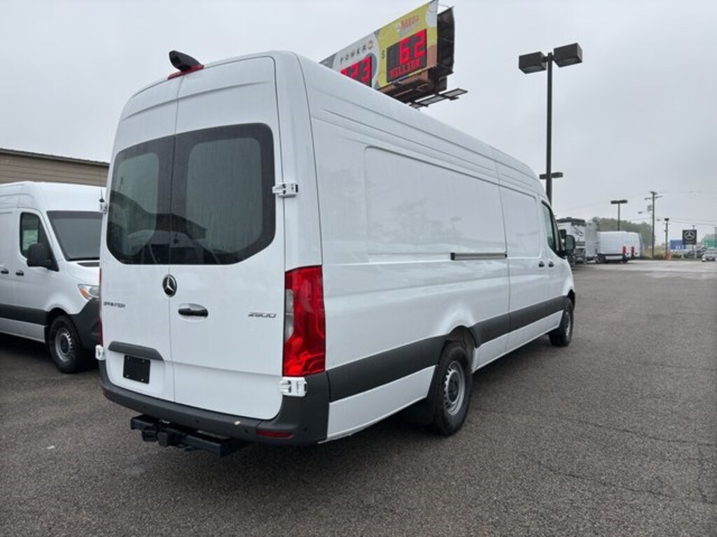 New 2025 Mercedes-Benz Sprinter 2500 High Roof 4-Cyl Diesel Van Extended Cargo Van