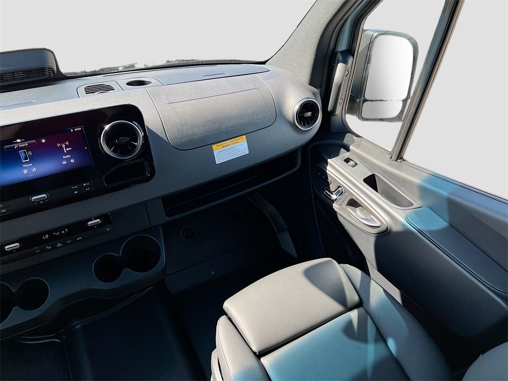 2026 Mercedes-Benz Sprinter Cargo Van Base - Photo 24