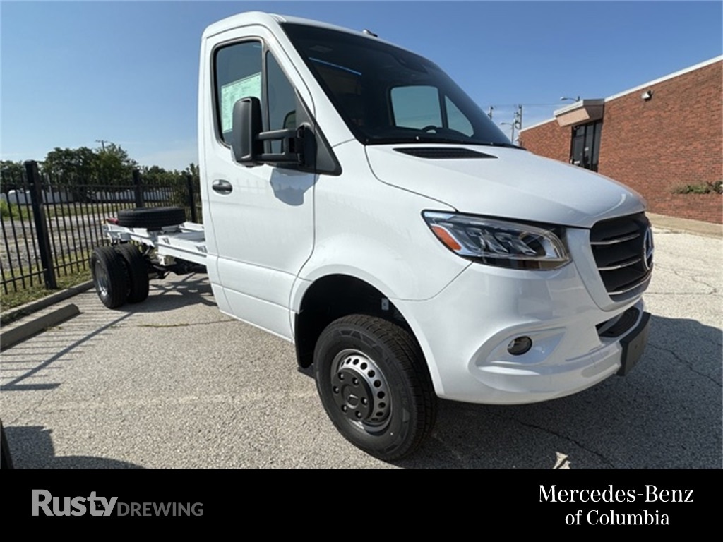 Used 2023 Mercedes-Benz Sprinter 3500XD Chassis Cab Chassis 170 WB Truck 170" WB 4WD