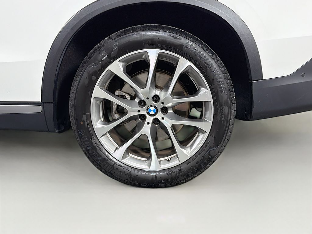 2025 BMW X5 34