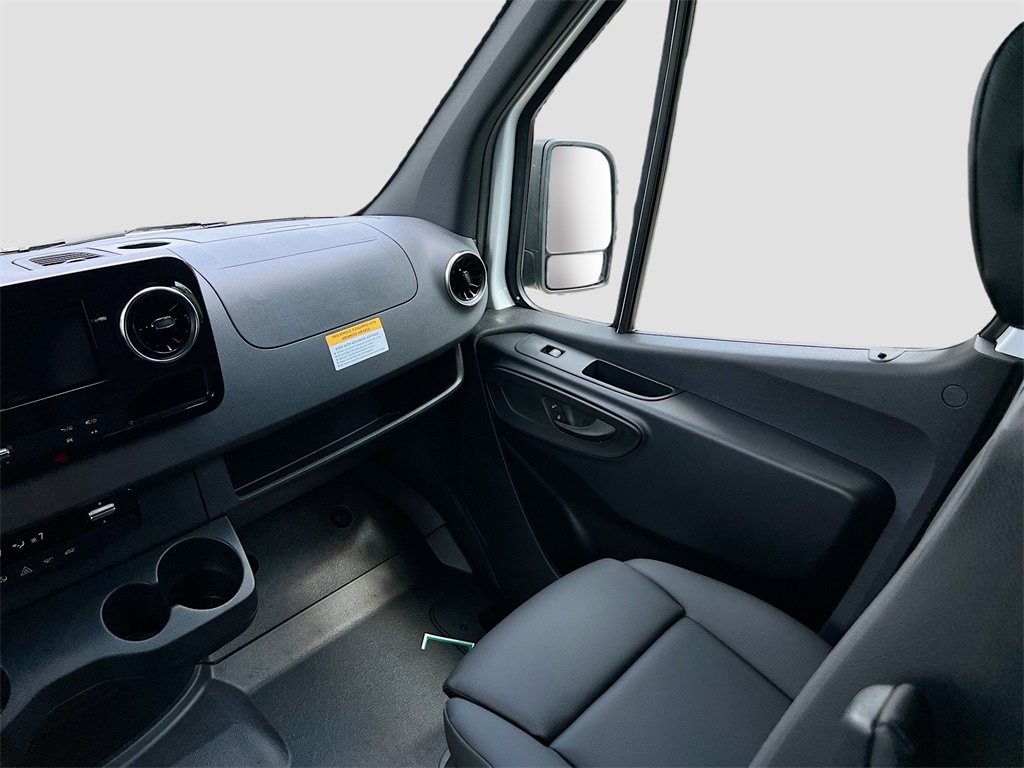 2025 Mercedes-Benz Sprinter Cargo Van Base - Photo 20
