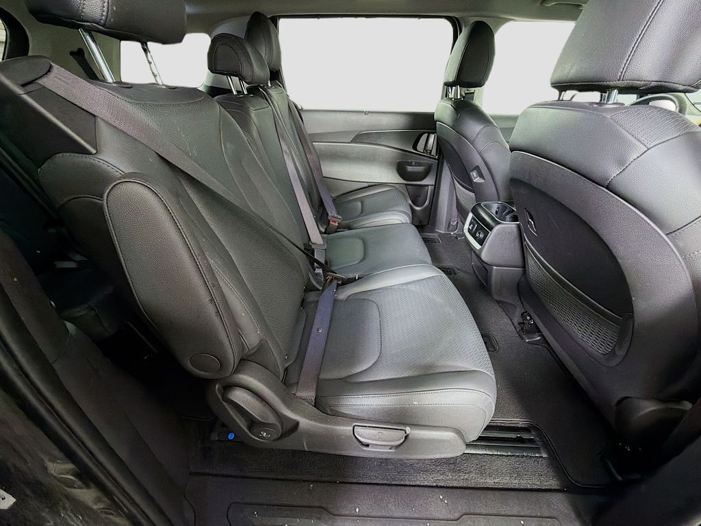 2025 Kia Carnival 31