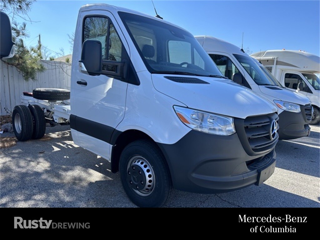 New 2024 Mercedes-Benz Sprinter 4500 Chassis Standard Roof 4-Cyl Diesel HO Truck