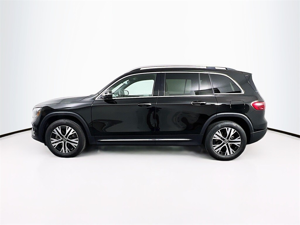 2024 Mercedes Benz GLB 250 photo 4