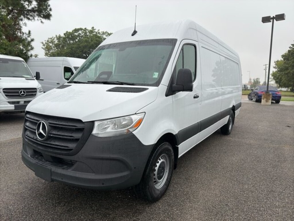 New 2025 Mercedes-Benz Sprinter 2500 High Roof 4-Cyl Diesel Van Extended Cargo Van