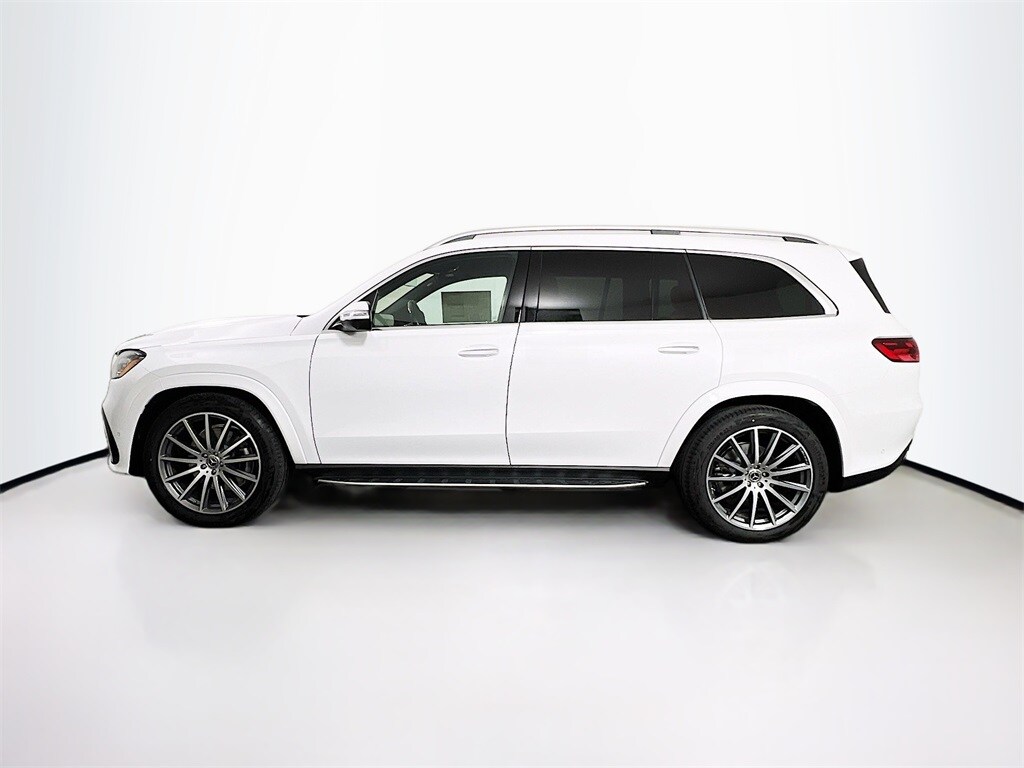 2025 Mercedes Benz GLS 580 4MATIC photo 4