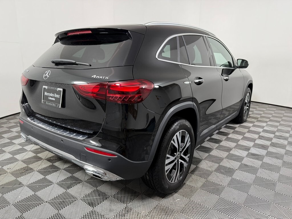 2025 Mercedes Benz GLA 250 4MATIC photo 3