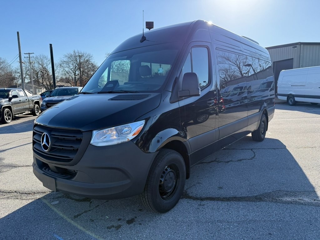 New 2025 Mercedes-Benz Sprinter 2500 High Roof 4-Cyl Diesel HO Van Passenger Van