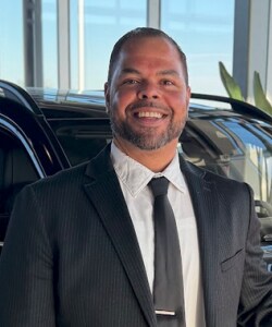 Staff member Randy Freeman from ID_a840e280a398