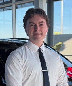 Staff member Joey Brown from ID_a840e280a398