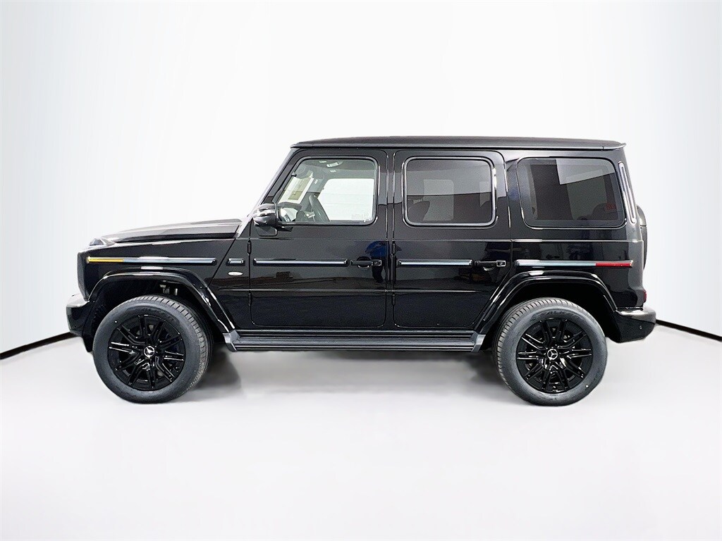 2025 Mercedes Benz G photo 4
