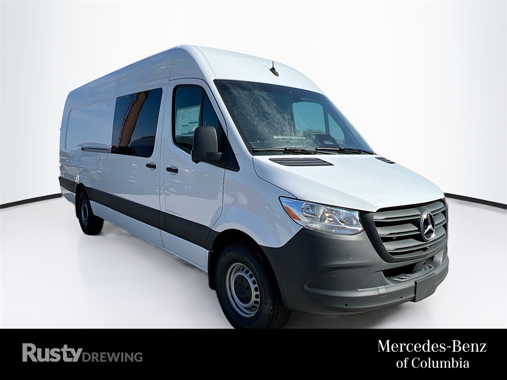 2026 Mercedes-Benz Sprinter Cargo Van Base's photo