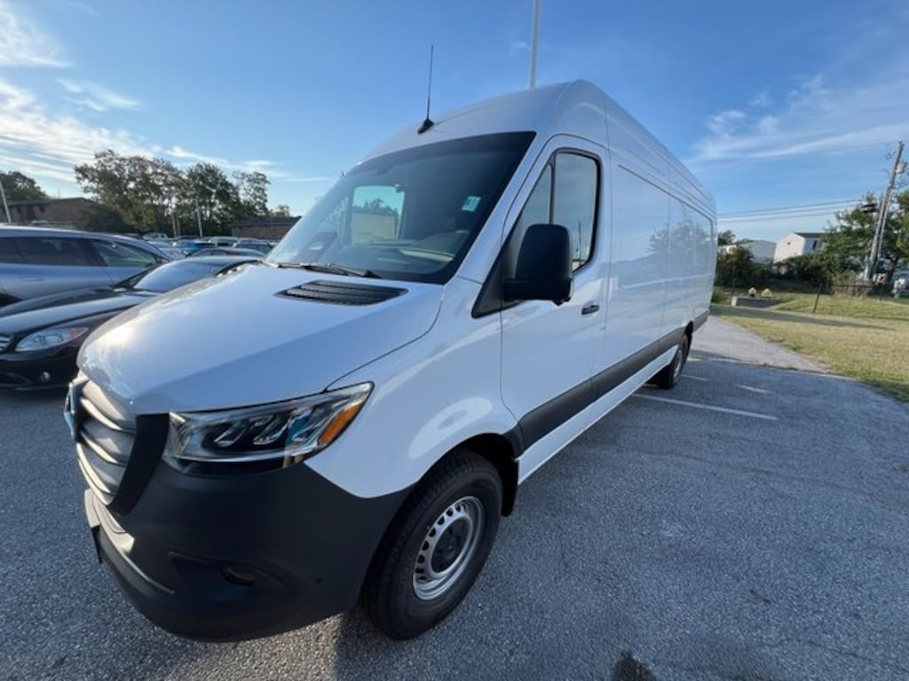 New 2025 Mercedes-Benz Sprinter 2500 High Roof 4-Cyl Diesel HO Van Extended Cargo Van