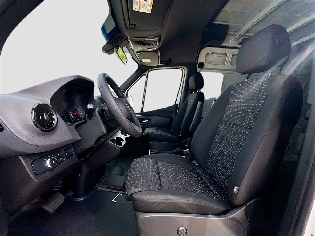 2025 Mercedes-Benz Sprinter Cargo Van Base - Photo 11