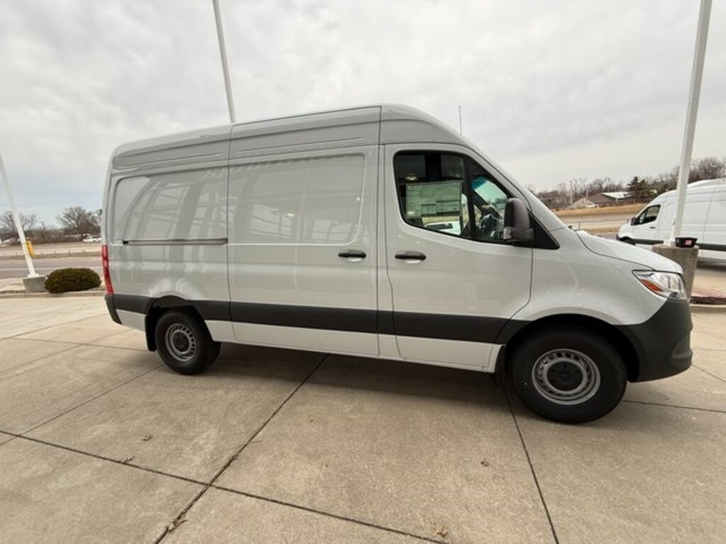 New 2026 Mercedes-Benz Sprinter 2500 Standard Roof 4-Cyl Diesel HO Van Cargo Van