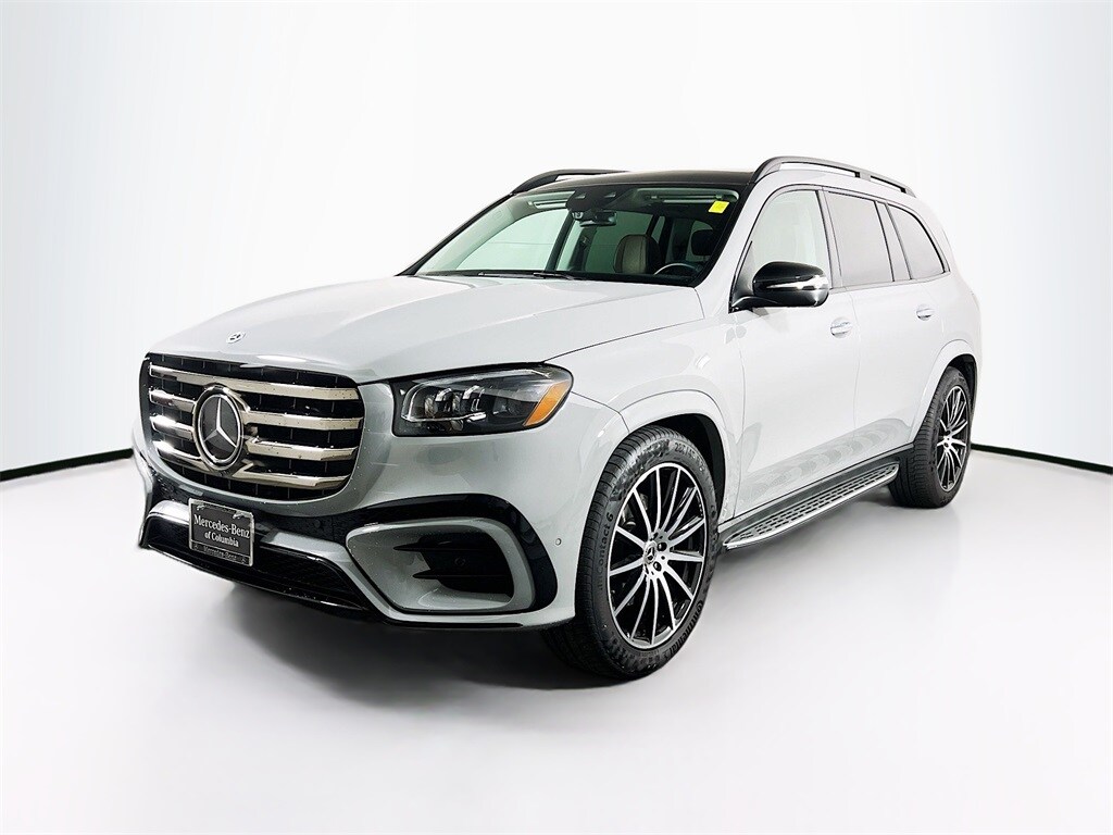 2024 Mercedes Benz GLS 580 4MATIC photo 3