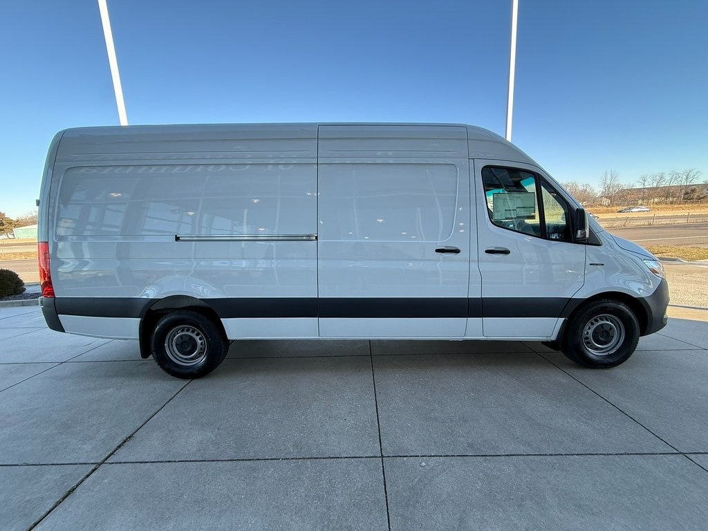 New 2024 Mercedes-Benz eSprinter 2500 High Roof Van Cargo Van