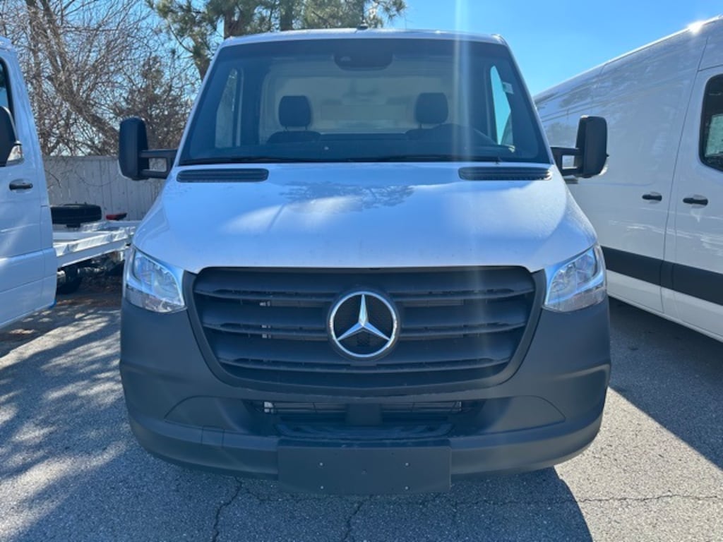 New 2024 Mercedes-Benz Sprinter 4500 Chassis Standard Roof 4-Cyl Diesel HO Truck