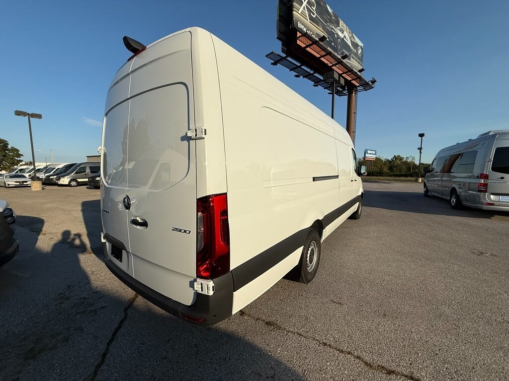 New 2025 Mercedes-Benz Sprinter 2500 High Roof 4-Cyl Diesel HO Van Extended Cargo Van