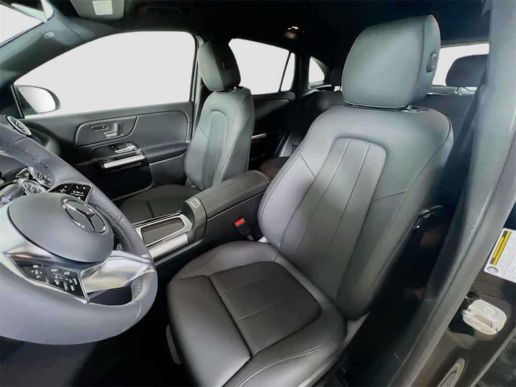 2025 Mercedes-Benz GLA GLA250 - Photo 11