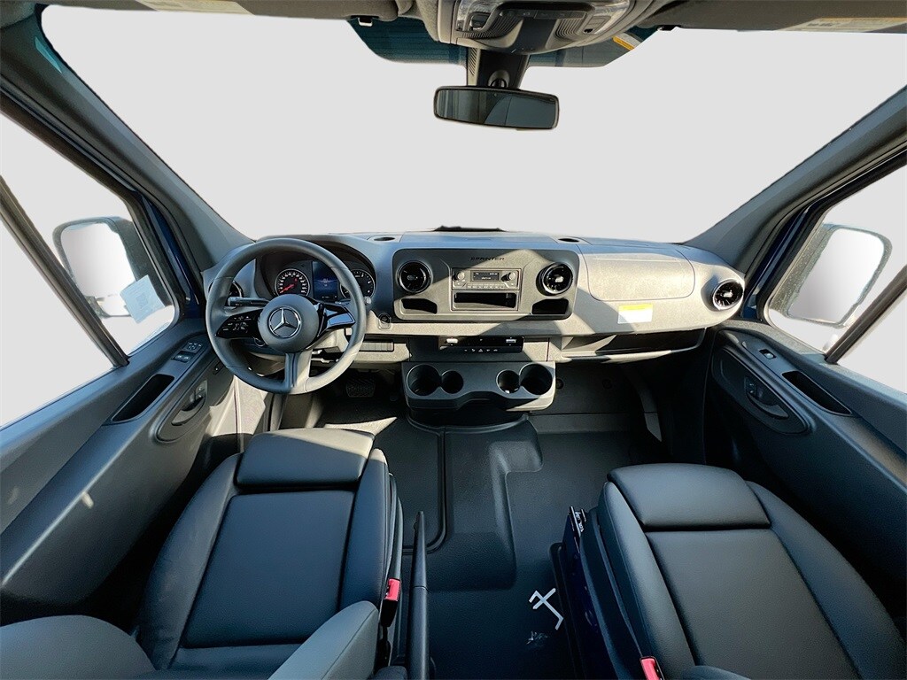 2025 Mercedes-Benz Sprinter Cargo Van Base - Photo 9