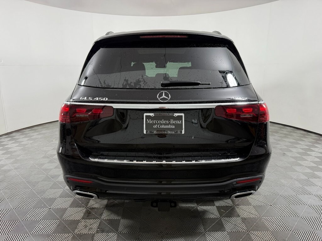 2025 Mercedes Benz GLS 450 4MATIC photo 4