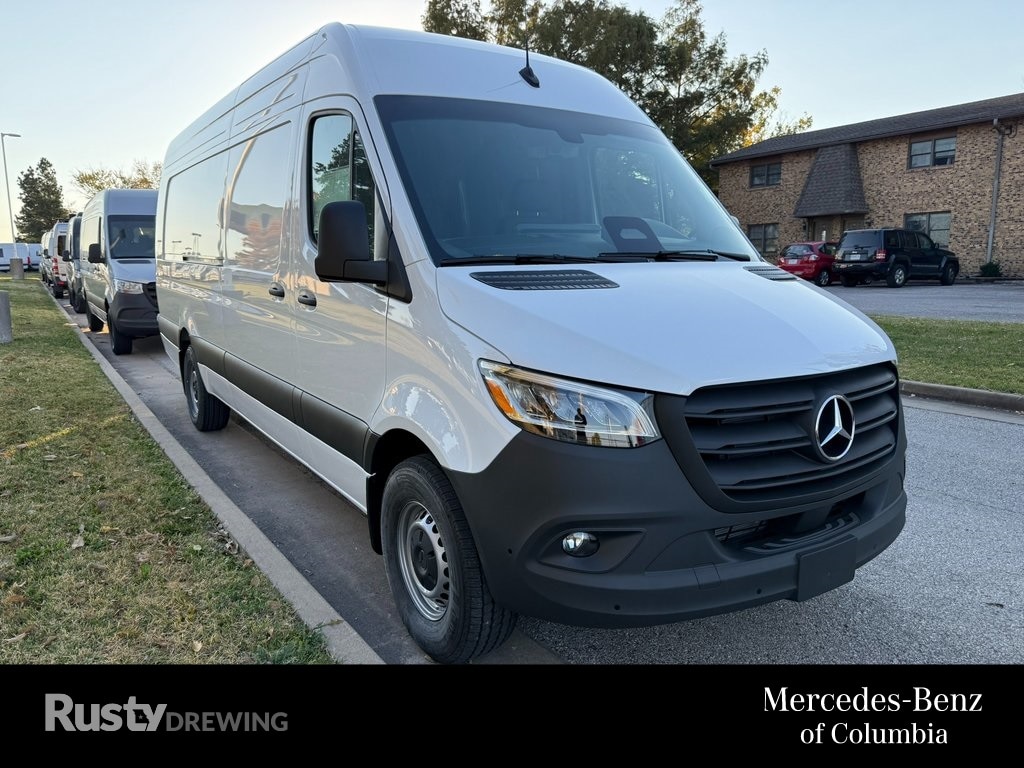 2025 Mercedes-Benz Sprinter Cargo Van Base's photo