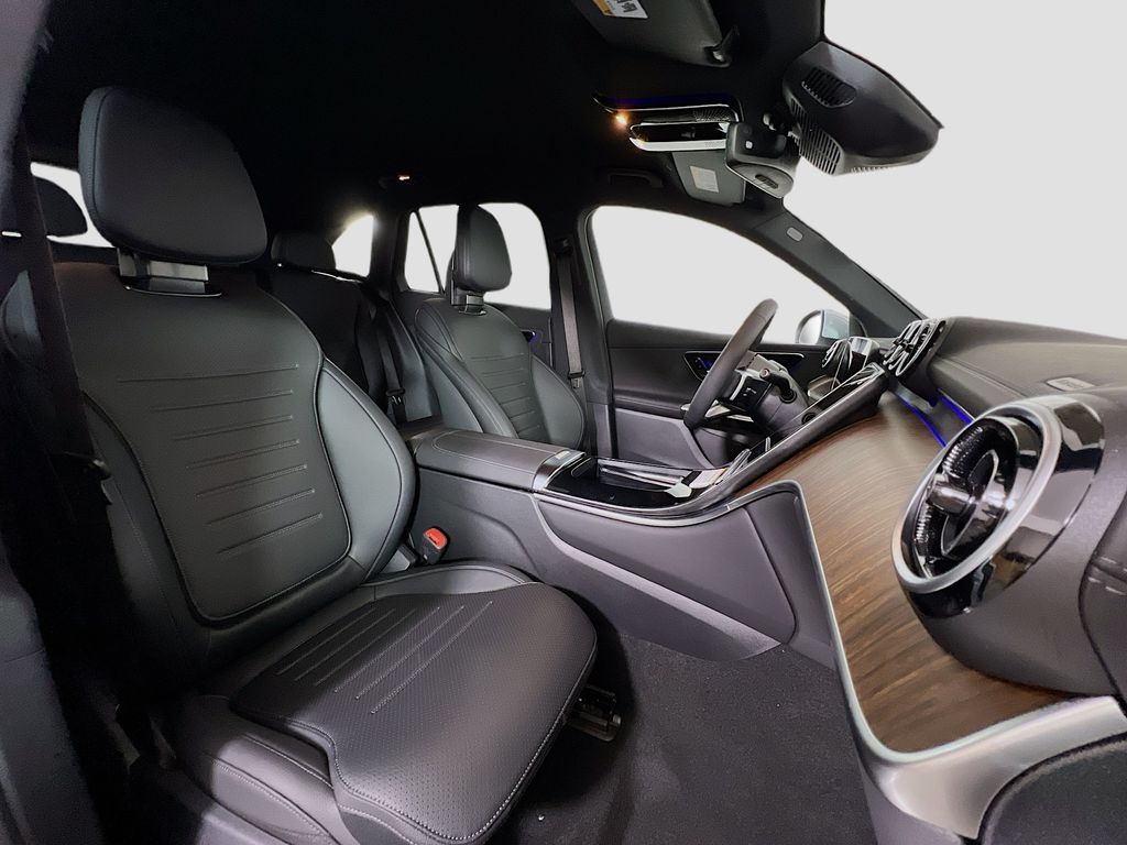 2025 Mercedes-Benz GLC Base - Photo 30