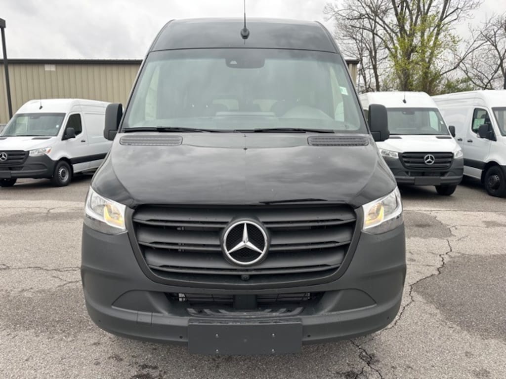 New 2024 Mercedes-Benz Sprinter 2500 Standard Roof 4-Cyl Diesel Van