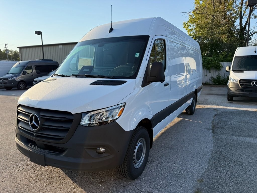 New 2025 Mercedes-Benz Sprinter 2500 High Roof 4-Cyl Diesel HO Van Extended Cargo Van