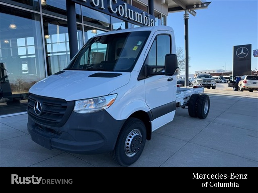 2024 Mercedes-Benz Sprinter 4500 144 WB HO's photo