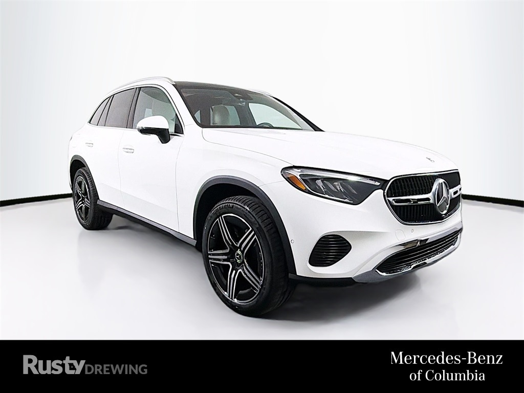 2026 Mercedes-Benz GLC Base's photo