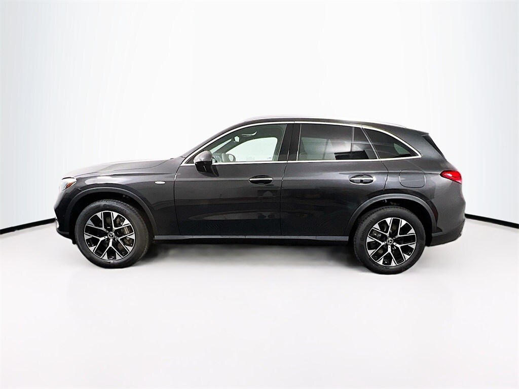 2025 Mercedes Benz GLC 350e 4MATIC photo 4