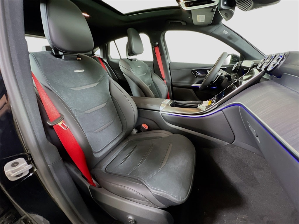 2025 Mercedes-Benz GLC AMG GLC63 S - Photo 30