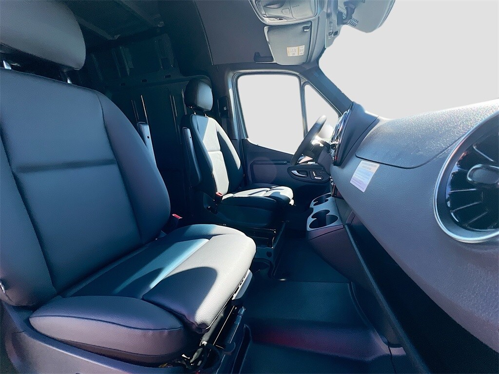 2026 Mercedes-Benz Sprinter Cargo Van Base - Photo 27