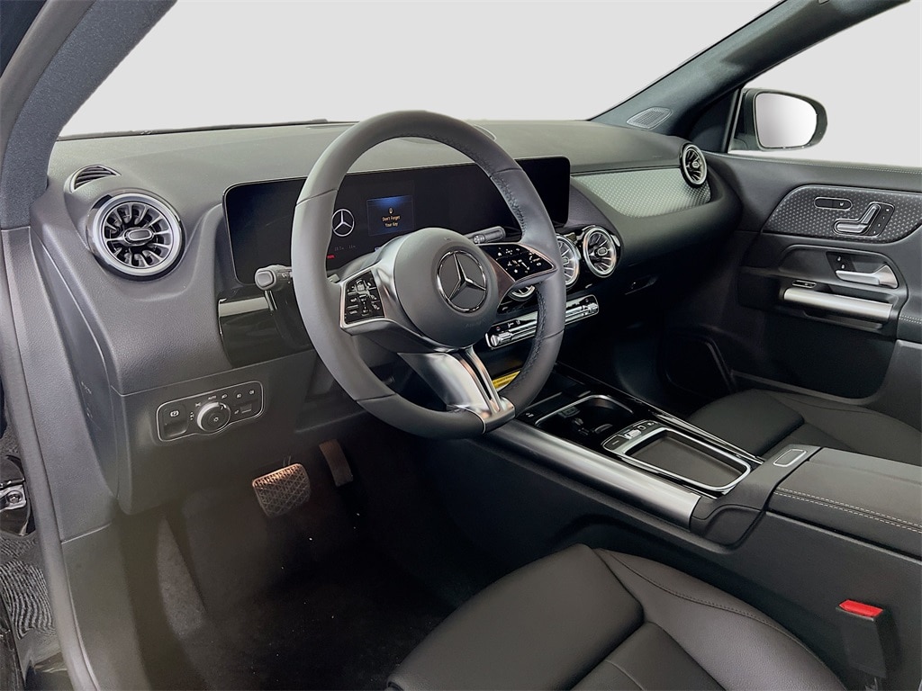 2025 Mercedes-Benz GLA GLA250 - Photo 9