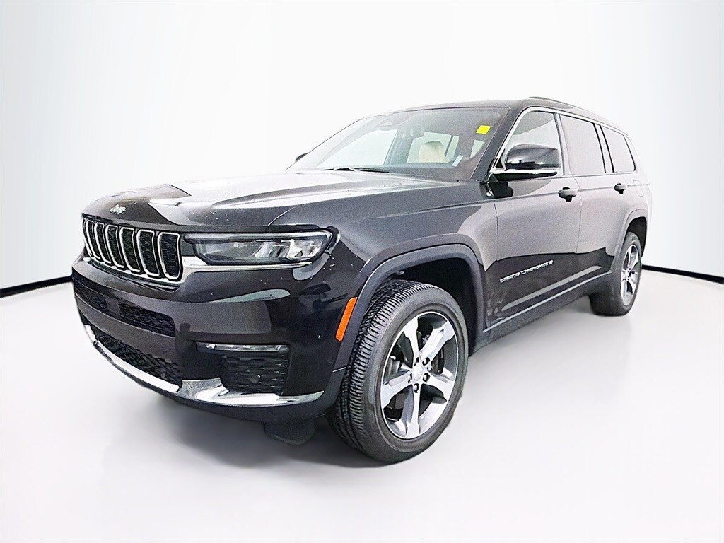 2023 Jeep Grand Cherokee Limited photo 2