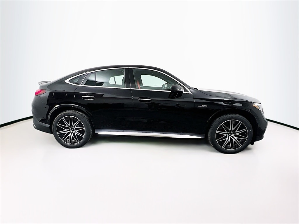 2025 Mercedes-Benz GLC AMG GLC63 S - Photo 8