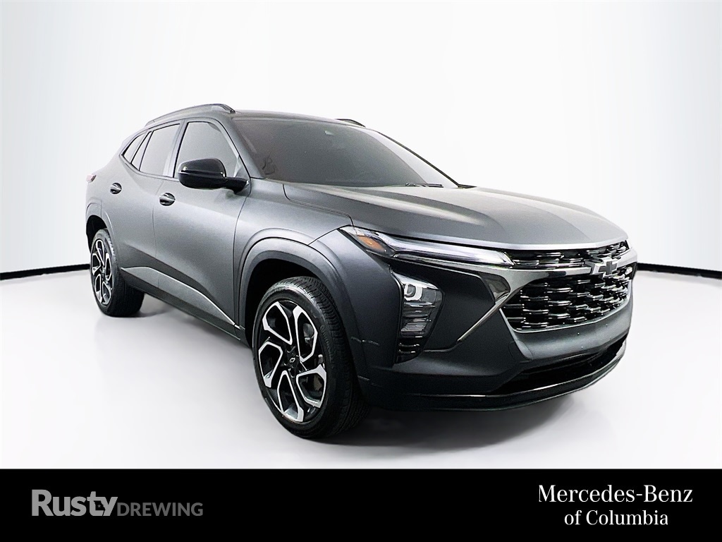 2025 Chevrolet Trax RS's photo