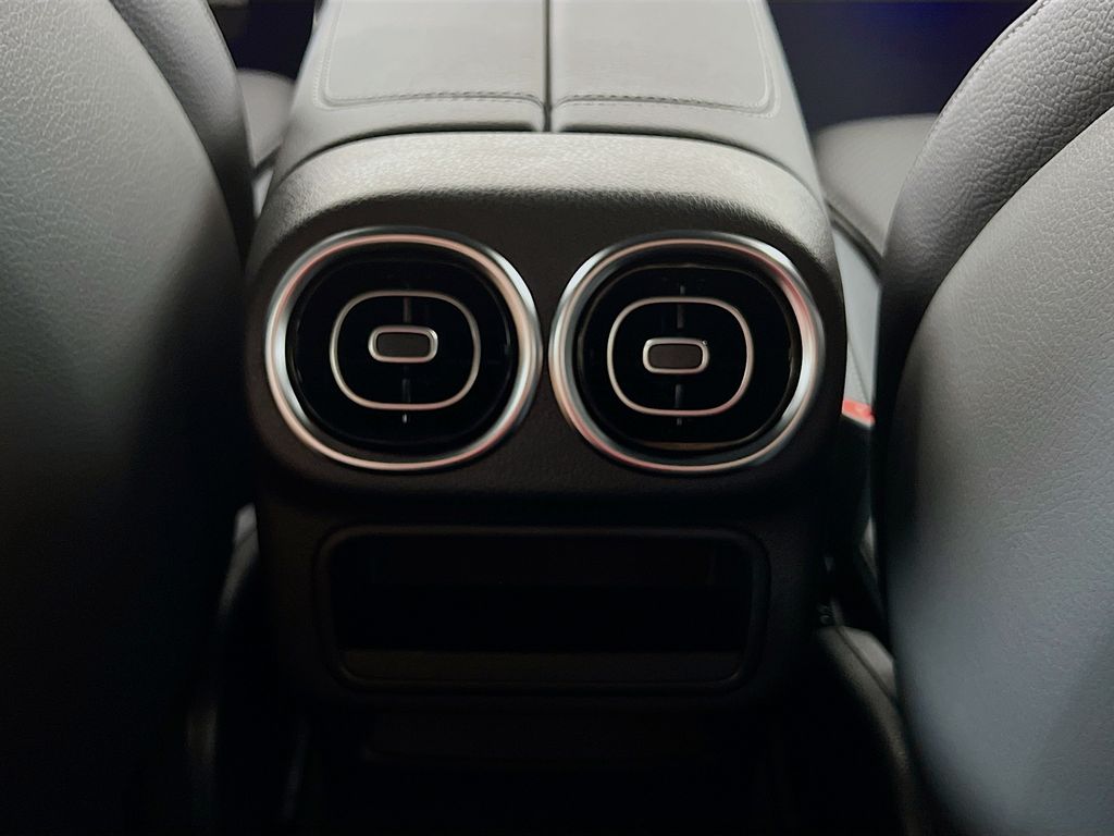 2025 Mercedes-Benz GLC Base - Photo 27