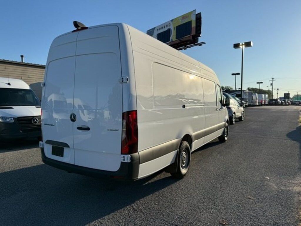 New 2025 Mercedes-Benz Sprinter 2500 High Roof 4-Cyl Diesel Van Extended Cargo Van