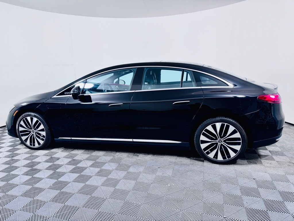 2023 Mercedes Benz EQE-Class Sedan photo 4
