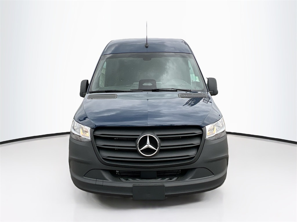 New 2025 Mercedes-Benz Sprinter 2500 Standard Roof 4-Cyl Diesel Van Cargo Van