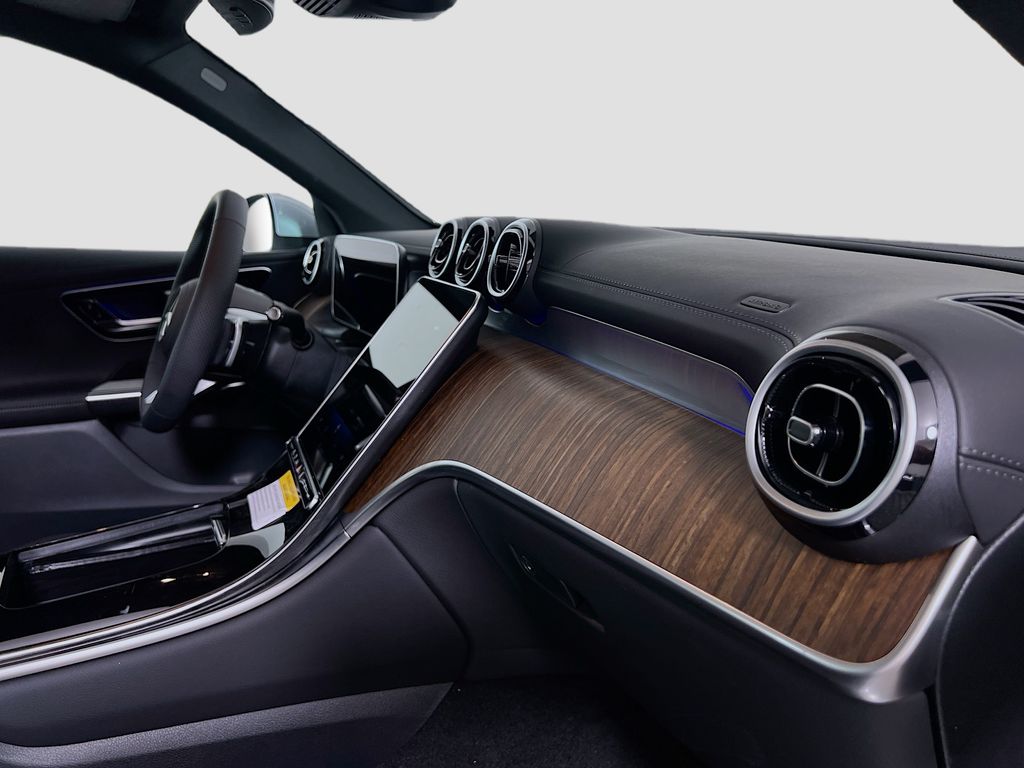 2025 Mercedes-Benz GLC Base - Photo 31