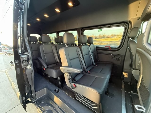 2025 Mercedes-Benz Sprinter Passenger Van Base - Photo 22