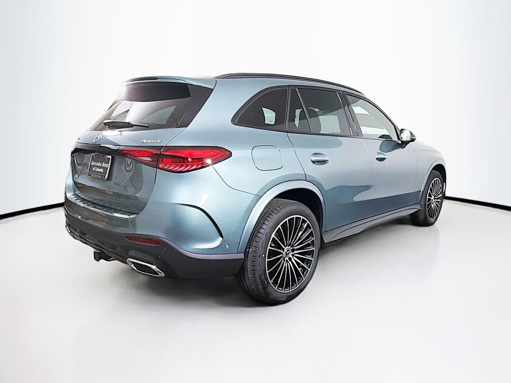 2026 Mercedes-Benz GLC 7