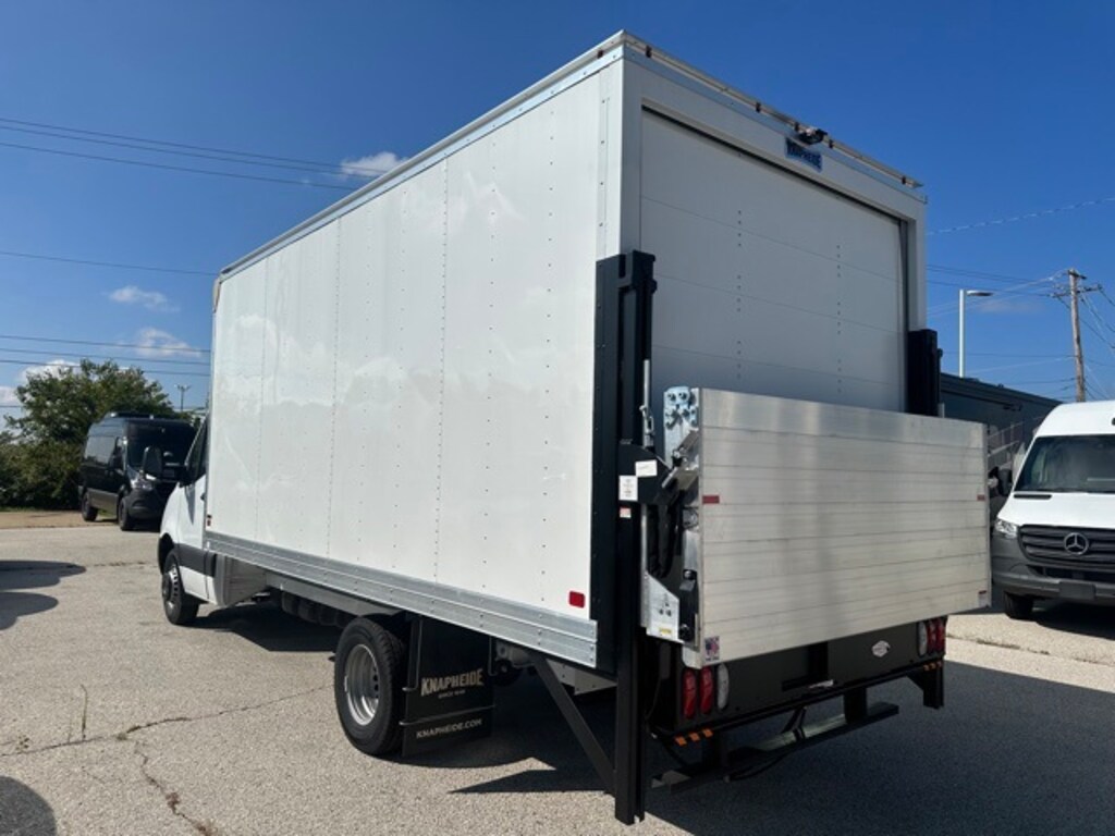 New 2022 Mercedes-Benz Sprinter 3500XD Chassis Standard Roof V6 Truck