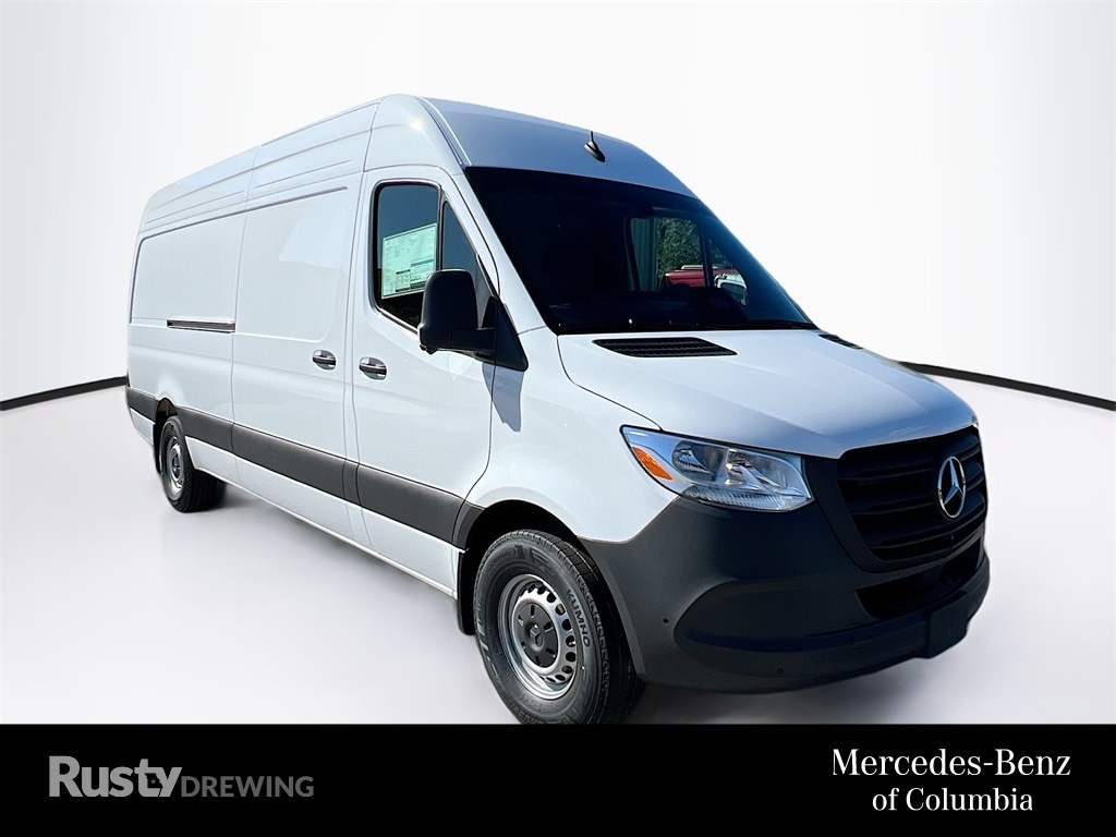 2026 Mercedes-Benz Sprinter Cargo Van Base's photo