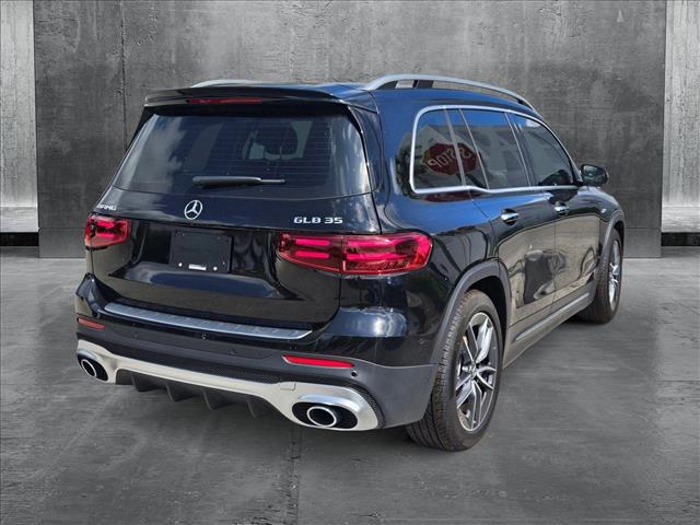 2025 Mercedes Benz GLB AMG 35 4MATIC photo 2